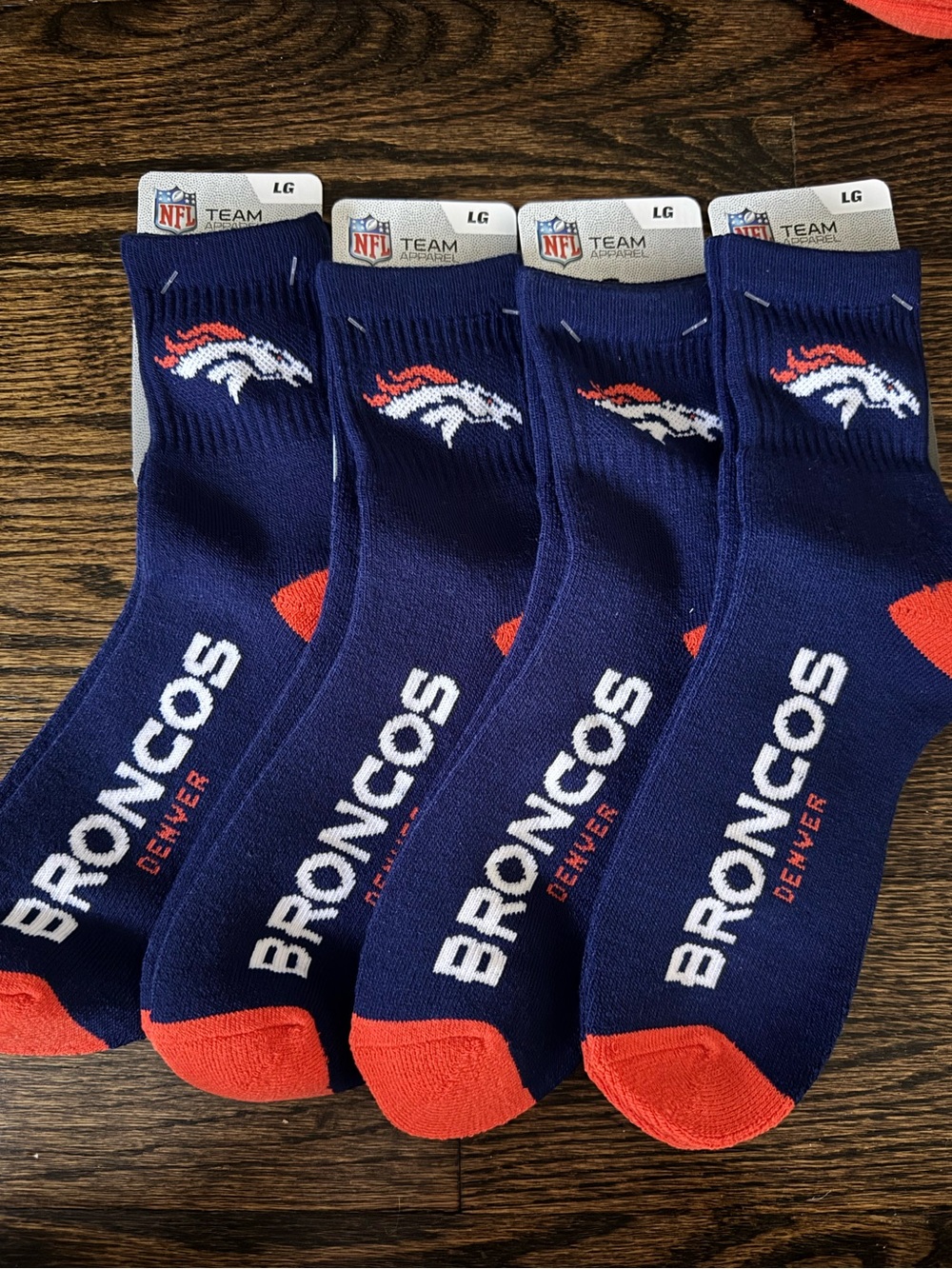 Denver Broncos NFL Quarter Socks – Large – 4 Pairs